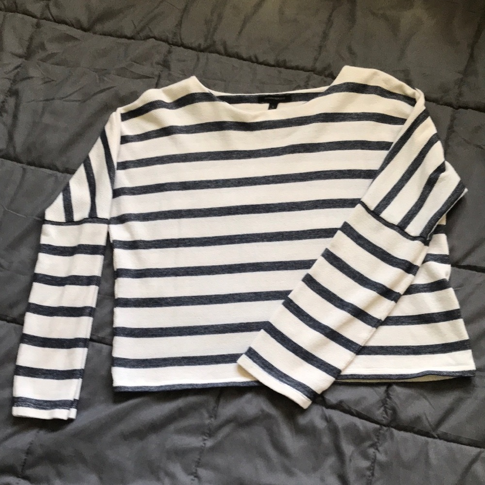 Banana Republic Cropped stripped sweater